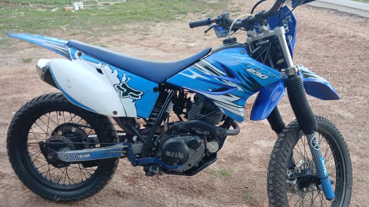 Yamaha TT-R 230 
