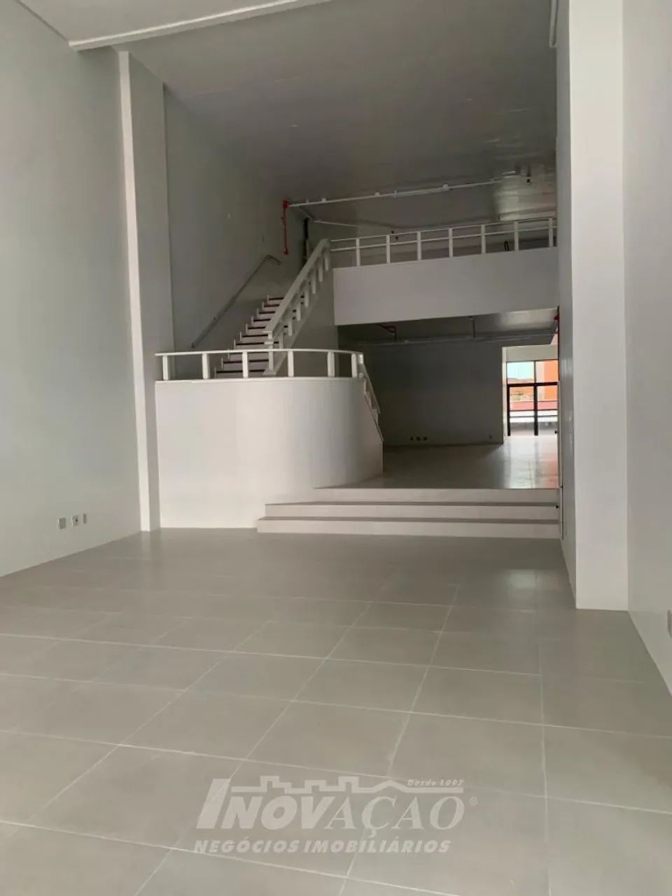 Sala Térrea / Loja comercial Centro Caxias do Sul - Foto 2