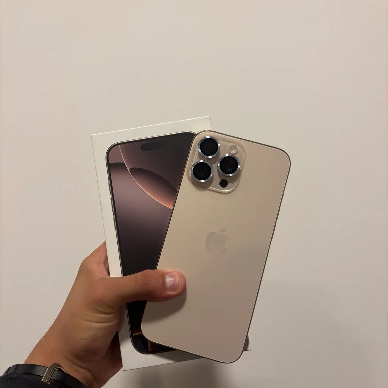 IPHONE 16 PRO MAX 256gb + CAPAS