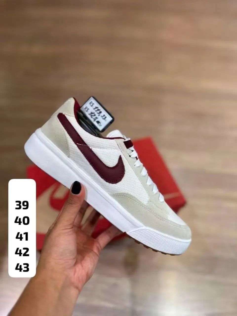 Tênis Nike SB Branco Vinho