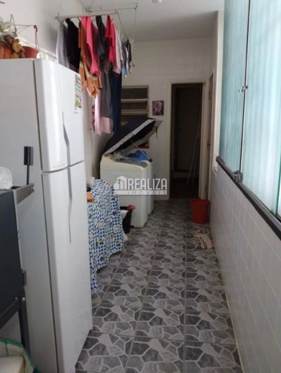 Apartamento com 4 Dormitórios no Centro de Uberaba - Foto 4