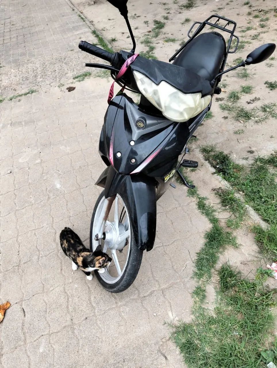 Estou vendendo uma motocicleta Dafra Zing 50cc.  - Foto 2