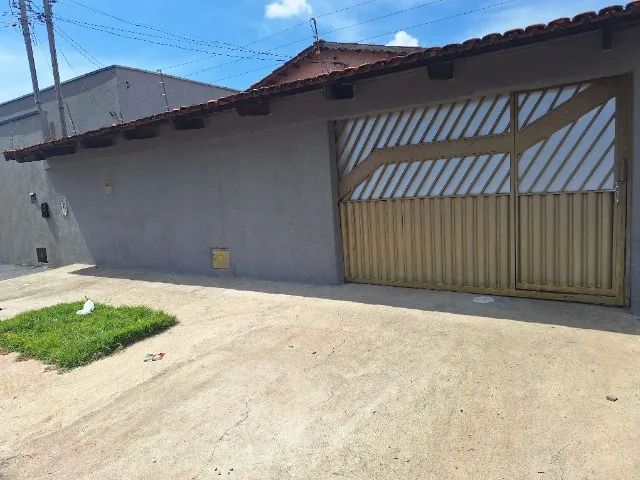 Vendo CASA SETOR CAROLINA PARQUE GOIÂNIA
