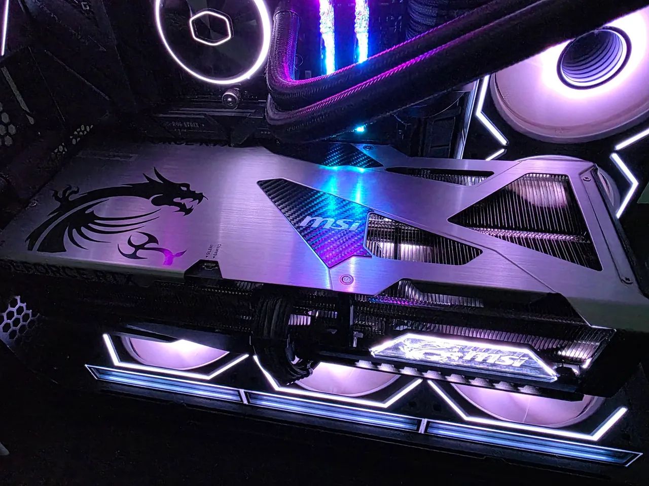 MSI GeForce RTX 5090 32G VANGUARD SOC LAUNCH EDITION
