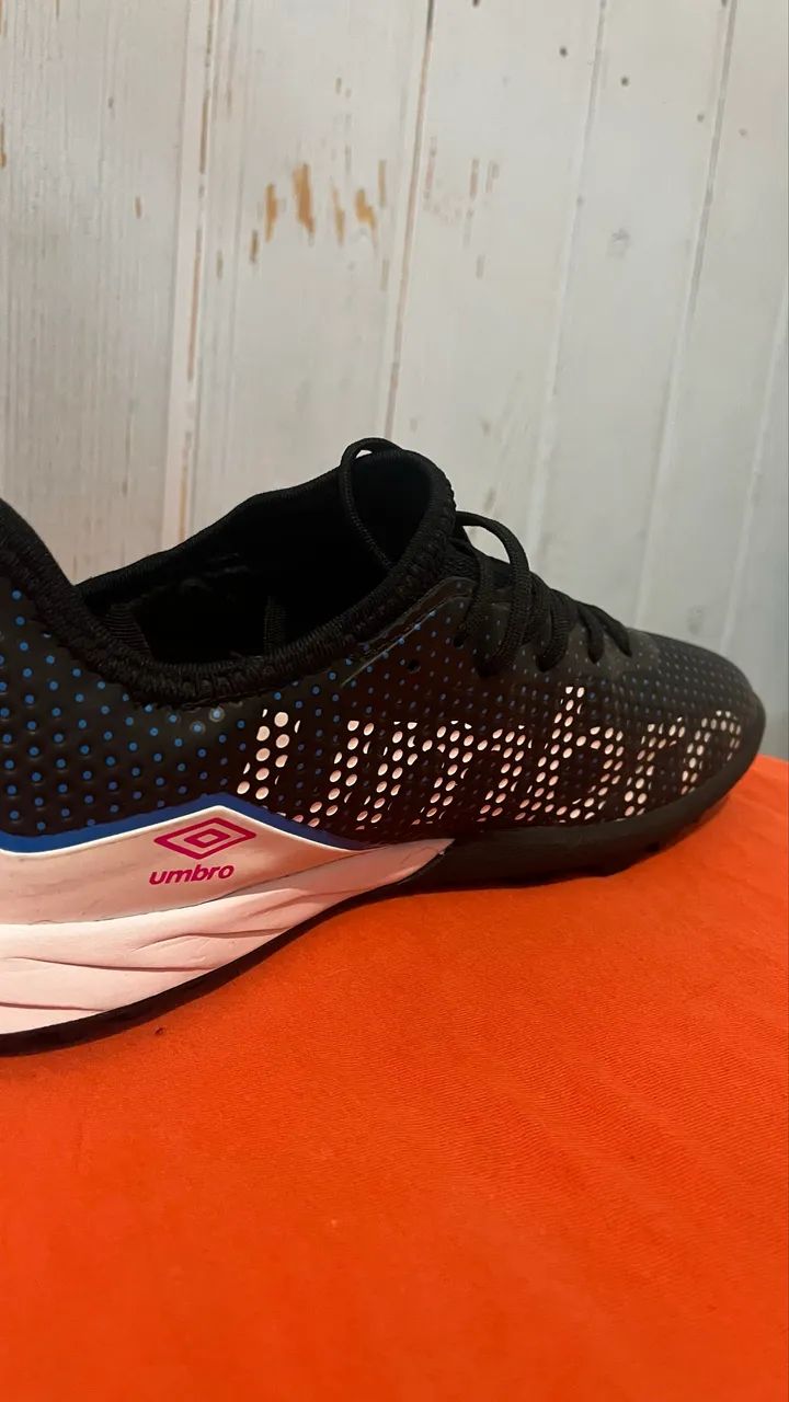 Umbro Velocita IX Club