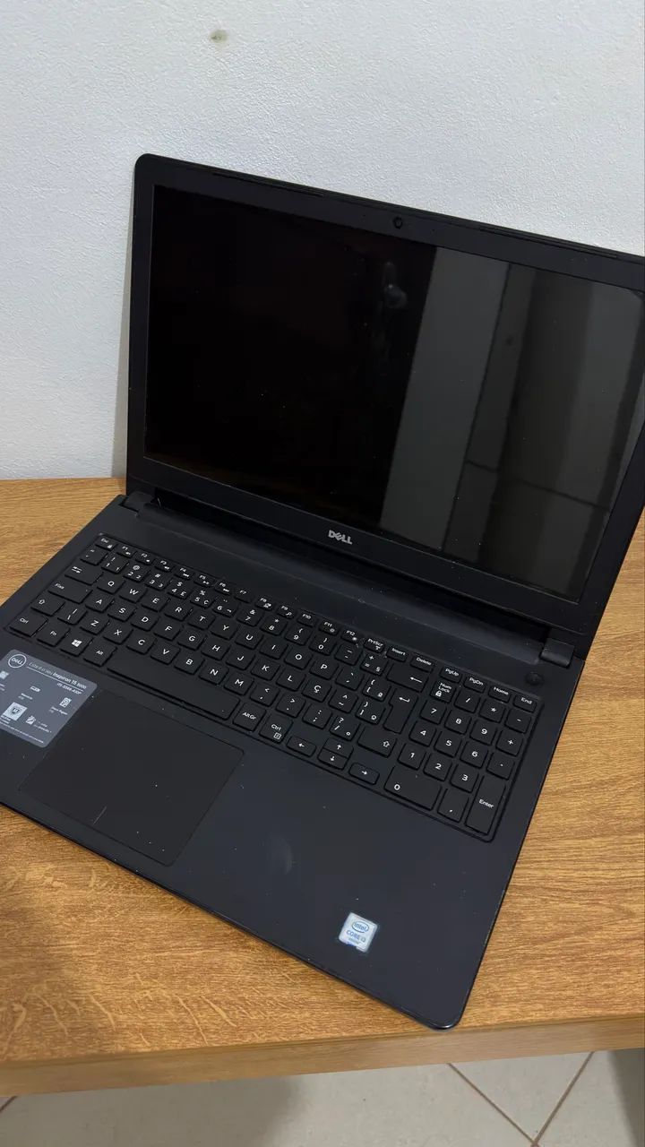 Notebook Dell Inspiron 15 5566-A10P, com 1 TB de armazenamento