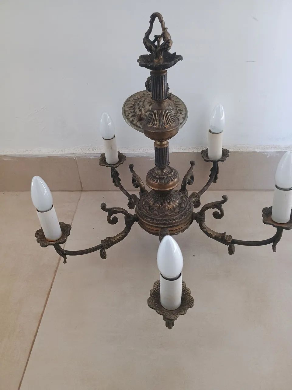 Lustre antigo teto