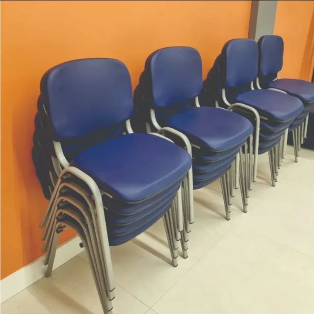 60 Cadeiras Caderode - 250 cada