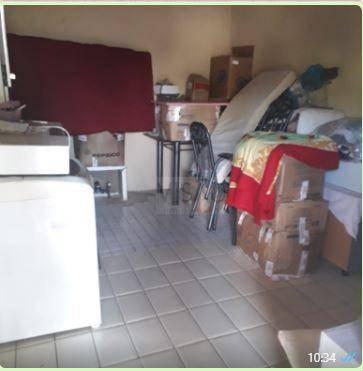 Lote de esquina com uma casa simples nascente - Foto 7