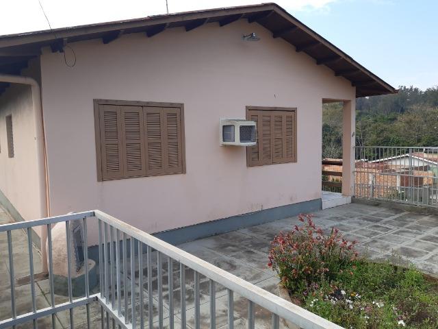 Casa 3 dormitórios no bairro Califórnia em Nova Santa Rita - Foto 2