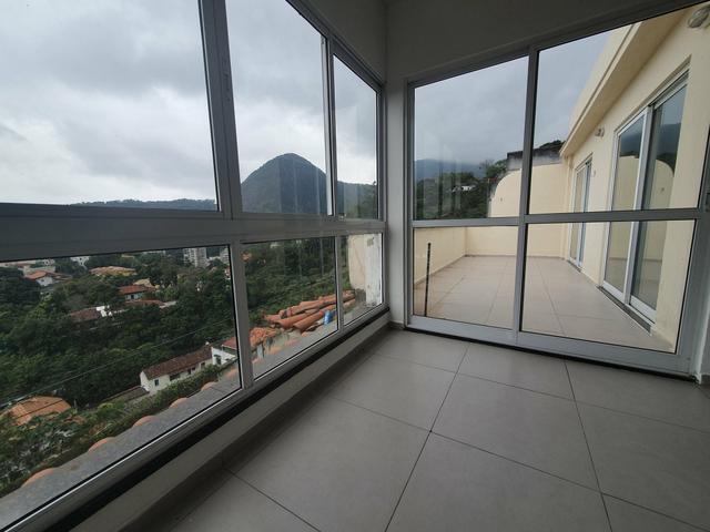 Duplex reformado na Rua Alice, Laranjeiras - Foto 14