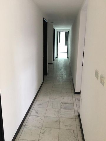 Casa para alugar com piscina, no centro - Foto 5