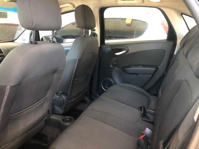 GRAND SIENA 2014/2015 1.4 MPI ATTRACTIVE 8V FLEX 4P MANUAL - Foto 10