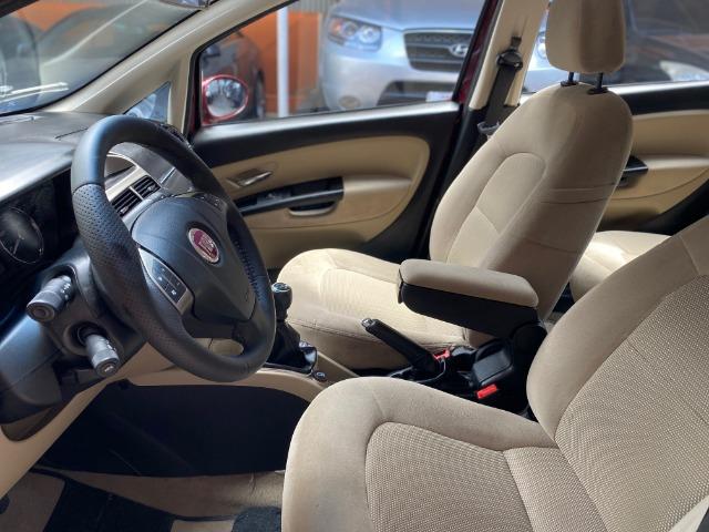 Fiat Linea T-Jet 1.4 Turbo 2010/2010 - Top de linha, interior Bege, financiamos! - Foto 9