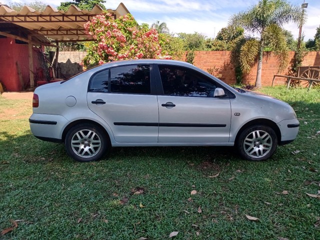 POLO SEDAN 1.6 FLEX COMPLETO 2005/2006