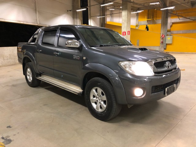 TOYOTA HILUX SRV 11/11 TOP