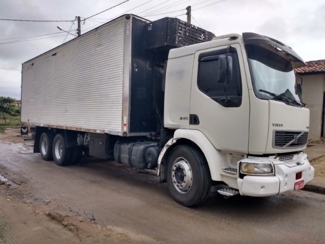 VOLVO VM 23 ÓTIMO ESTADO