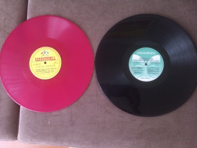 Discos de vinil usado sem capa - Contos Mágicos e Cantigas de Roda - Foto 2