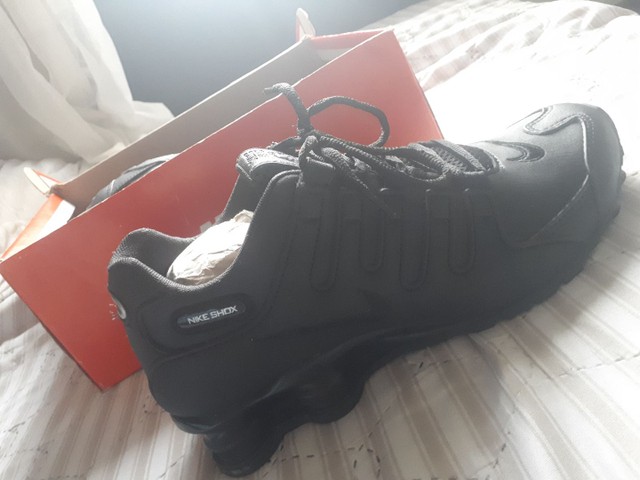 nike shox preto fosco