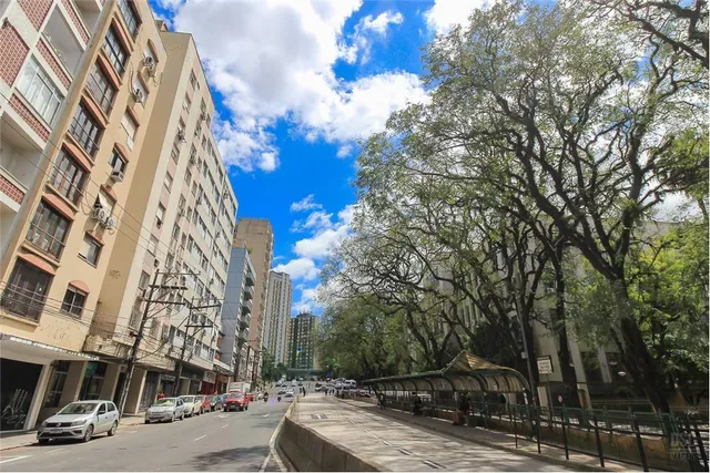 Casas à venda na Rua Granada em Nova Lima, MG - ZAP Imóveis