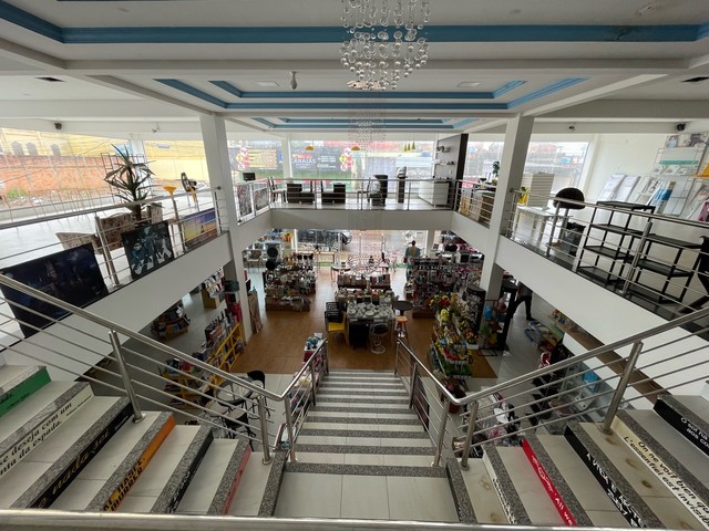 Re/max libra Aluga ponto na rua do comércio  - Foto 4