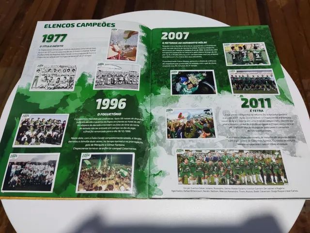 Álbum da chapecoense ano 2016. Completo brochura - Foto 2