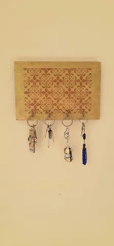 Porta-chaves Madeira com Desenho