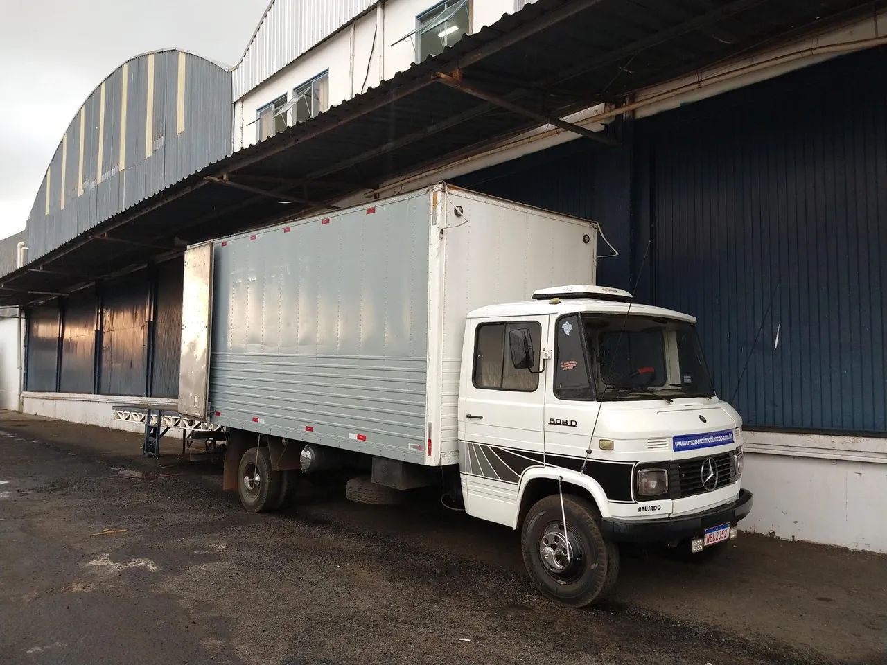 Caminhão Mercedes MB 608 - Foto 3