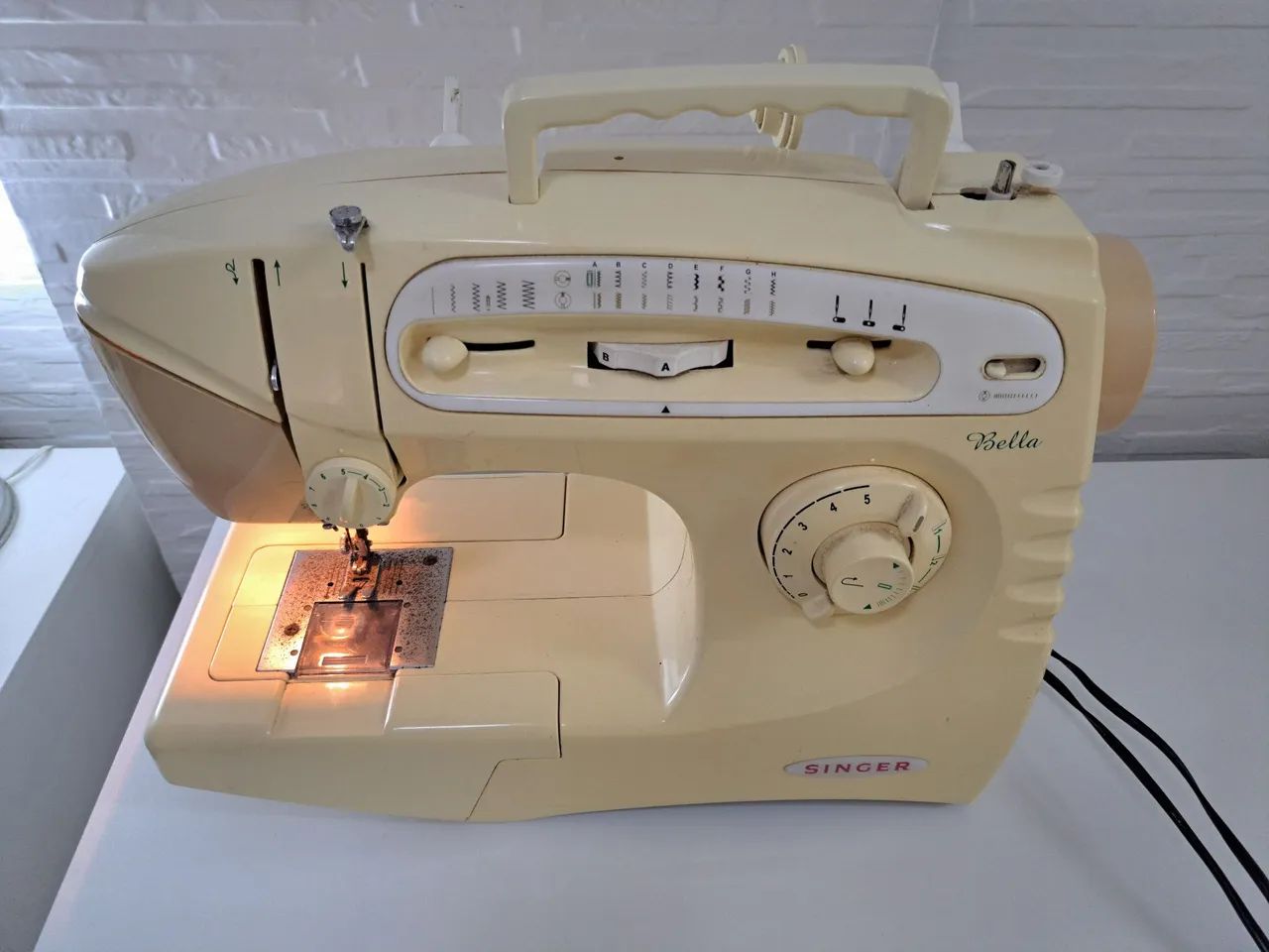 Máquina de costura Singer