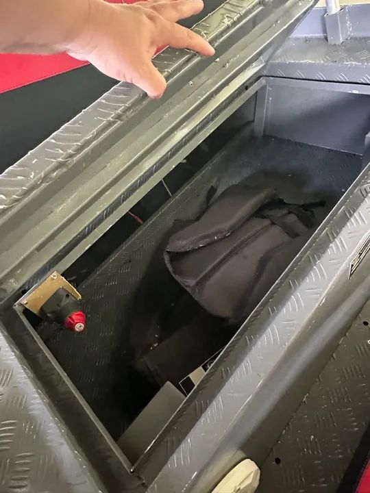 Lancha com motor 40hp Yamaha 2023 - Foto 11