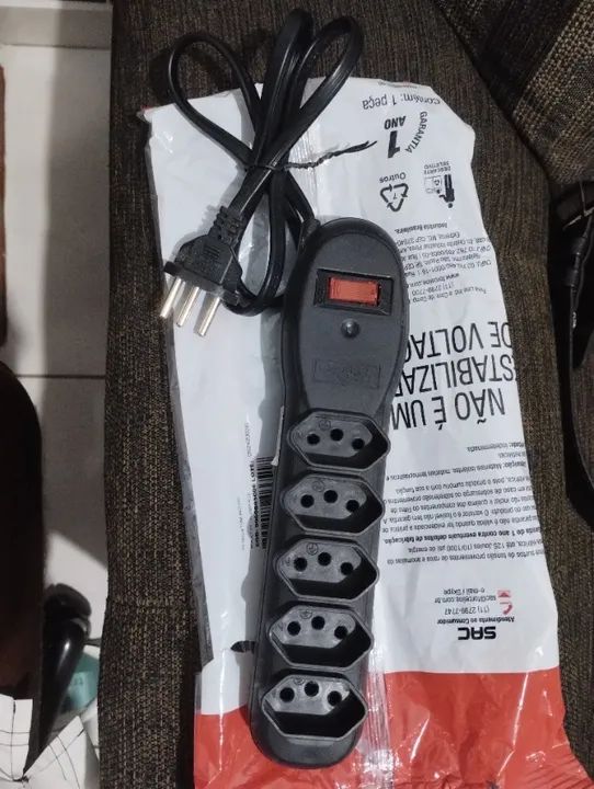 Vendo um filtro de linha com 5 tomadas - Foto 3