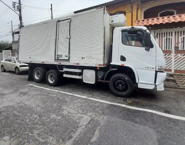 Mercedes acello 1016 trucado - Foto 2