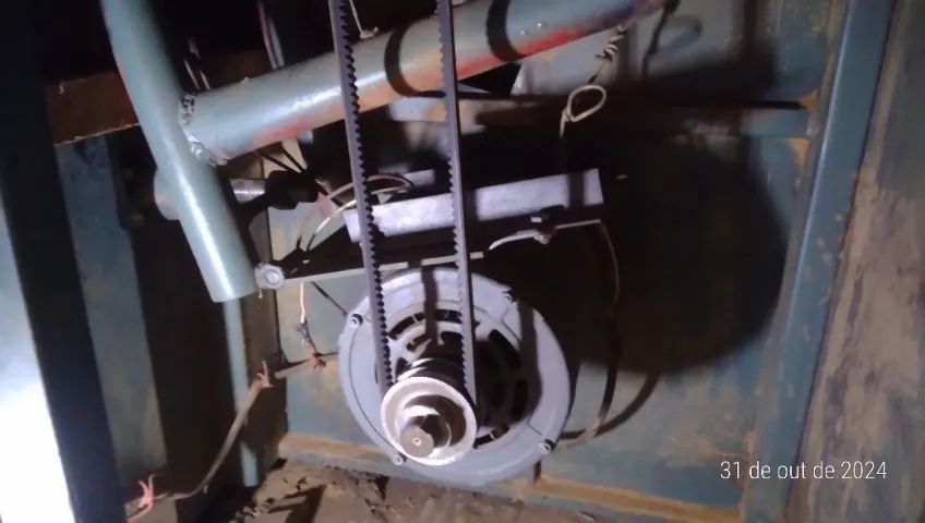 ESQUADREJADEIRA PARA MARCENARIA - Foto 6