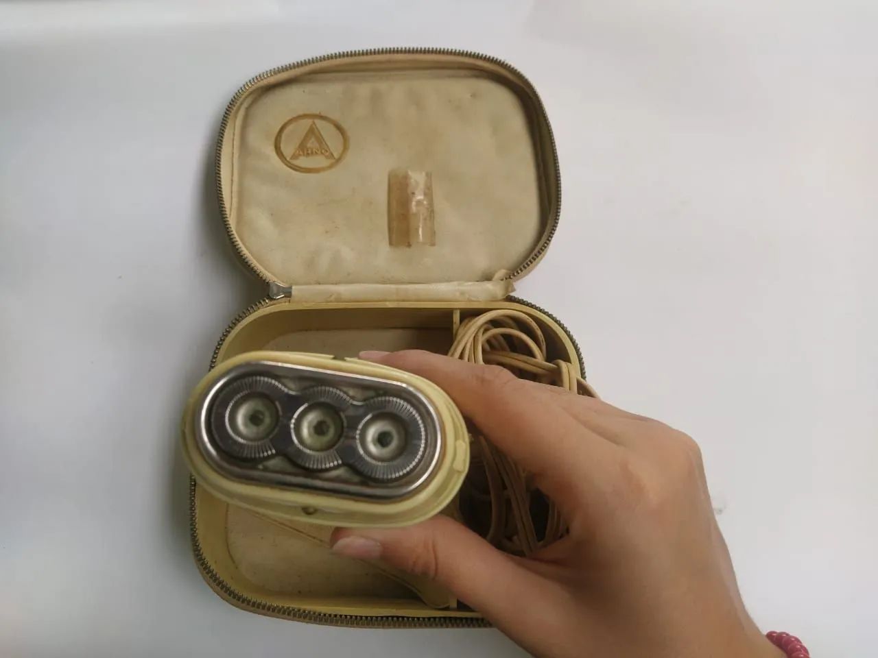 Barbeador Elétrico Arno antigo 