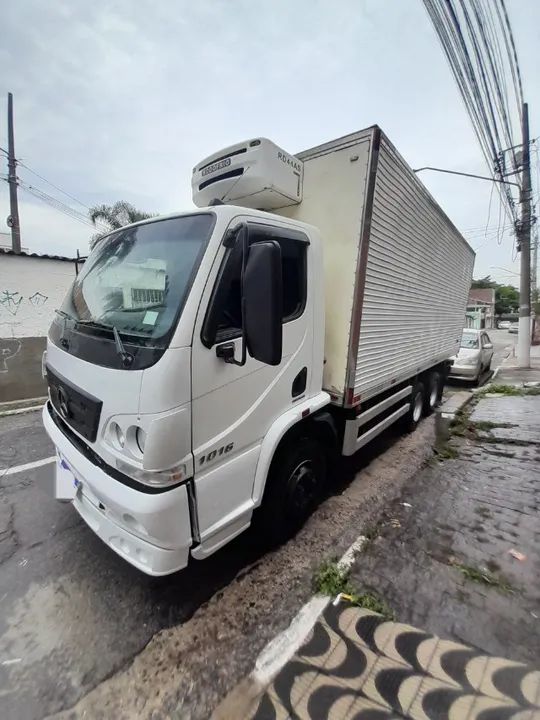 Mercedes acello 1016 trucado - Foto 4