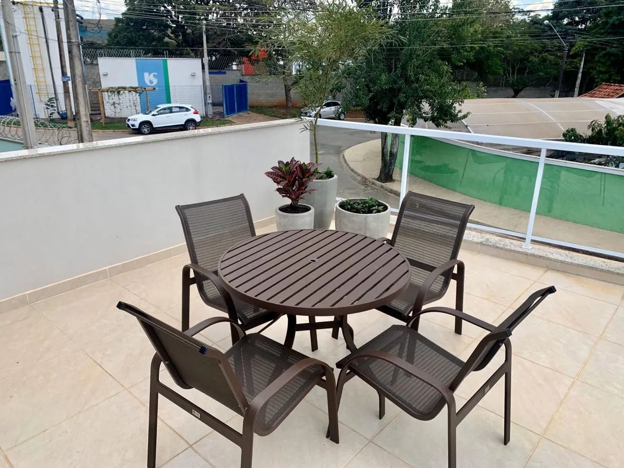 Conjunto de Mesa e Cadeiras para Jardim - Foto 4