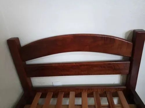 Vendo Cama De Solteiro De Imbuía Maciça - Foto 3