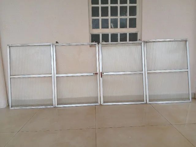 Folhas de janela de correr de aluminio com vidro. - Foto 2