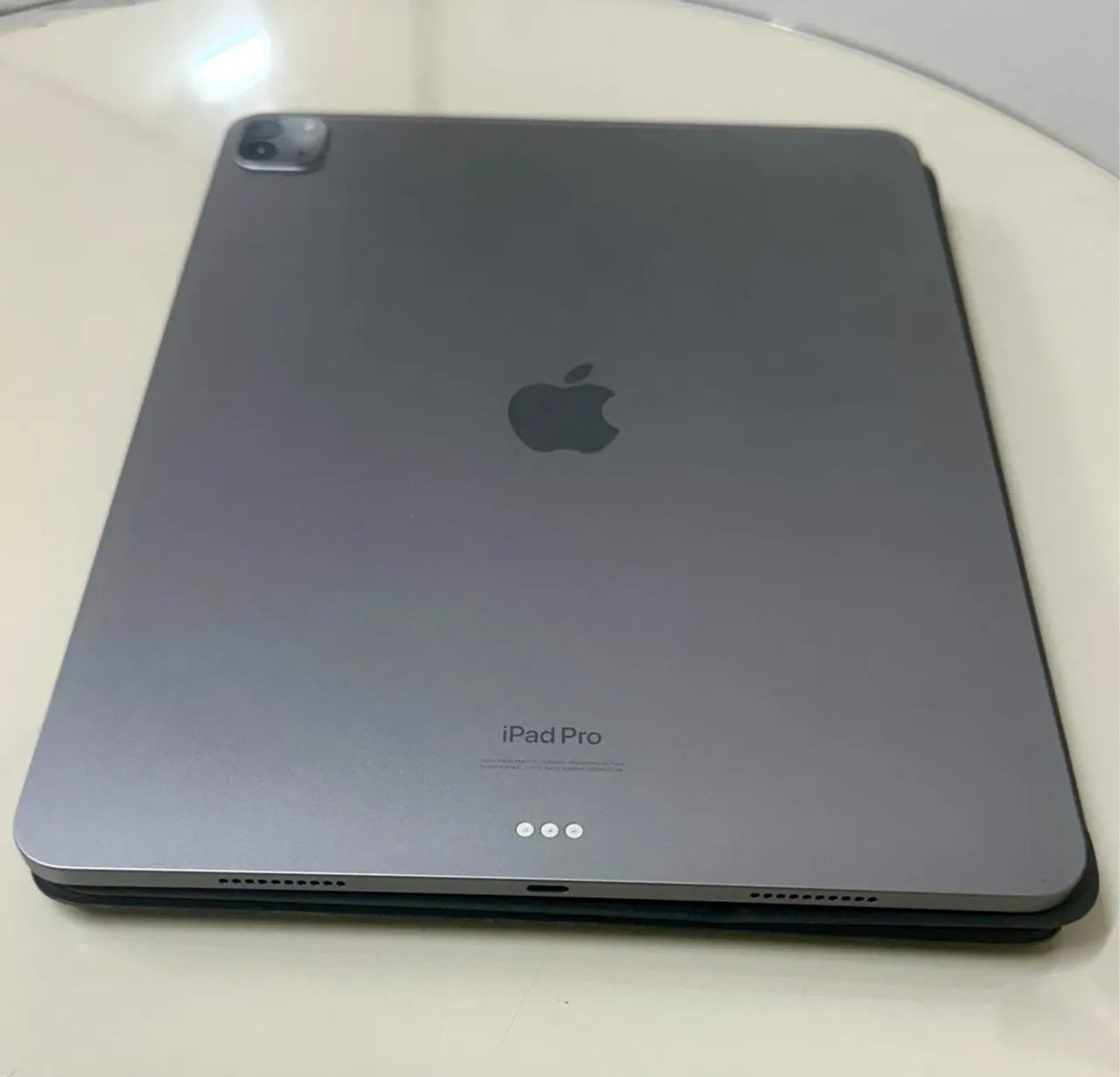 iPad Pro (12,9 pol) (6* geração) Wi-Fi 128 GB - Foto 3