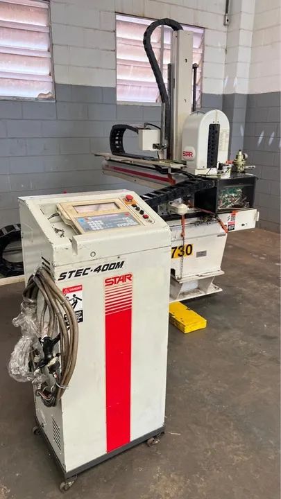 Robô para injetora modelo STEC- 400 STAR - Foto 2