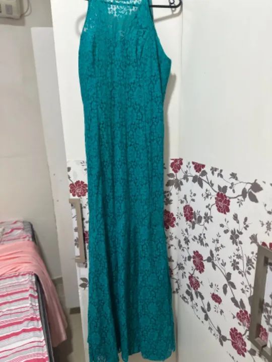 Vestido azul Turquesa rendado 