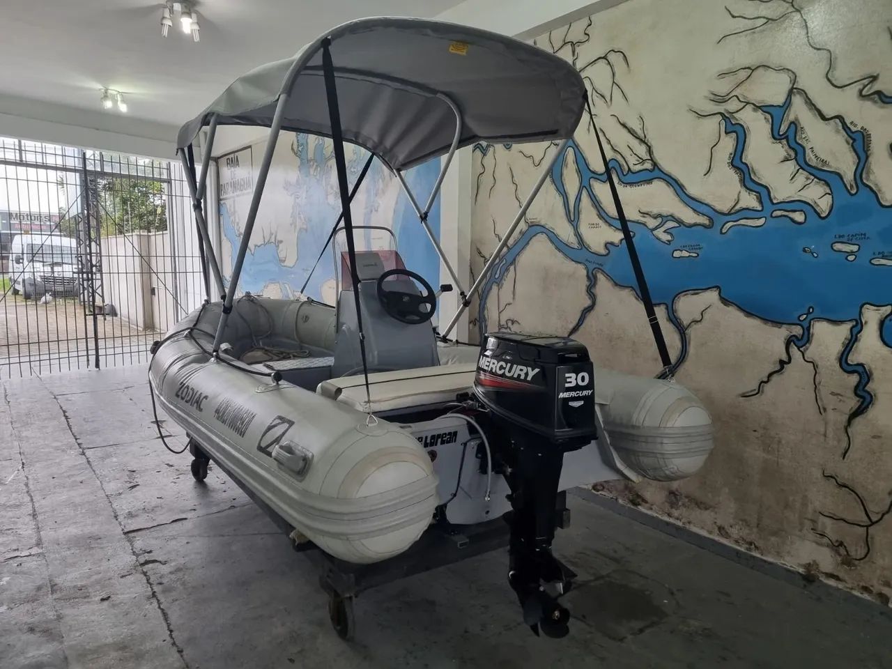 Inflável Zodiac 4,20m motor 50hp  - Foto 2