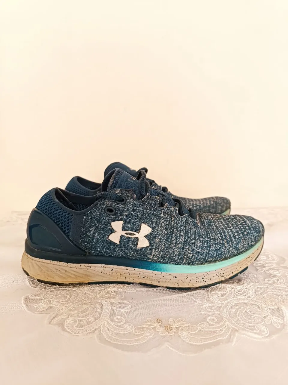 Tênis Feminino Under Armour Charged Bandit 3