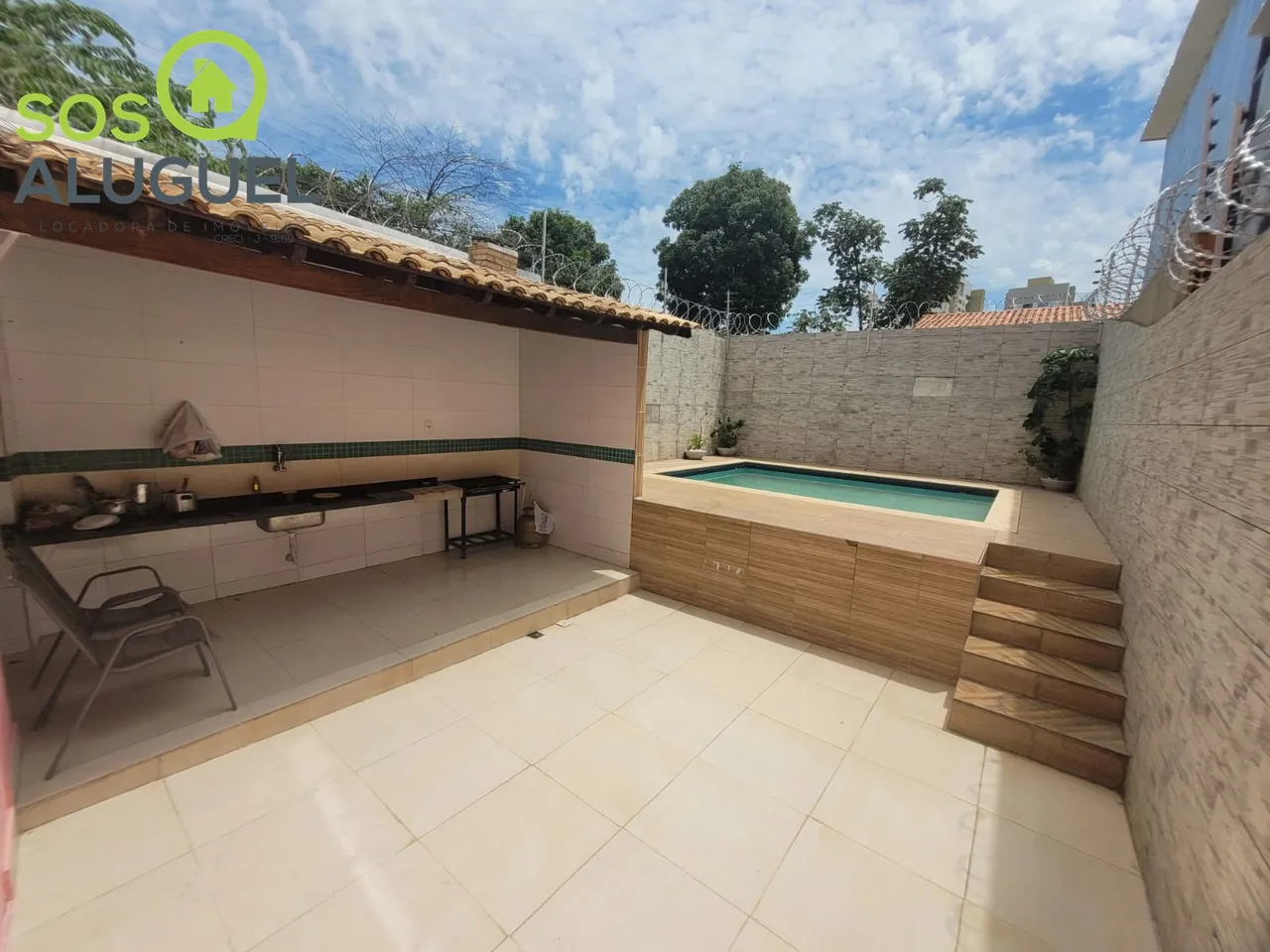 Sobrado para aluguel com 200 metros quadrados com 7 quartos em Dom Aquino - Cuiabá - MT