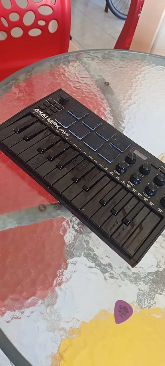 AKAI MPK MINI - CONTROLADOR MIDI
