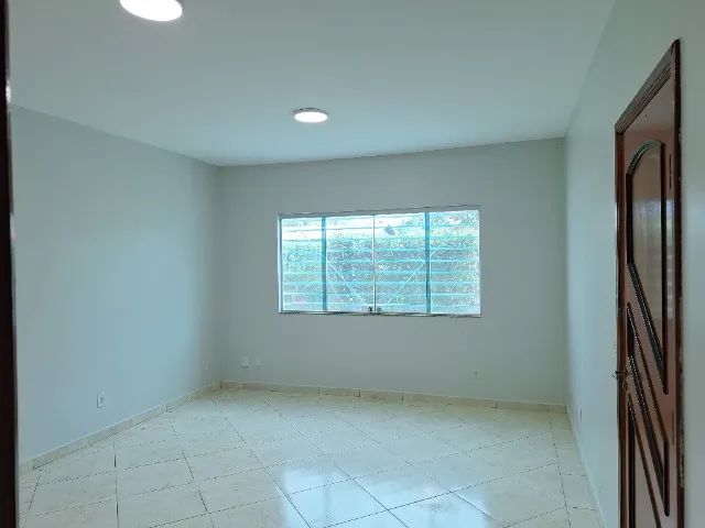 Senador Canedo - Excelente Casa 3 quartos em ótima localização no Jardim Todos os Santos - Foto 2