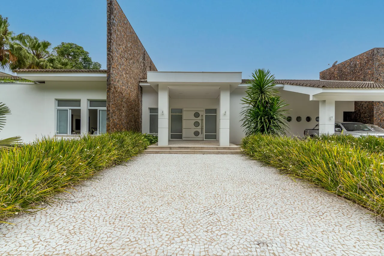 Casa à venda no Condominio Marina no Balneario Praia do Perequê em Guarujá - SP.