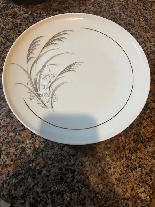 Jogo de 3 pratos com desenho de flores 25x25cm