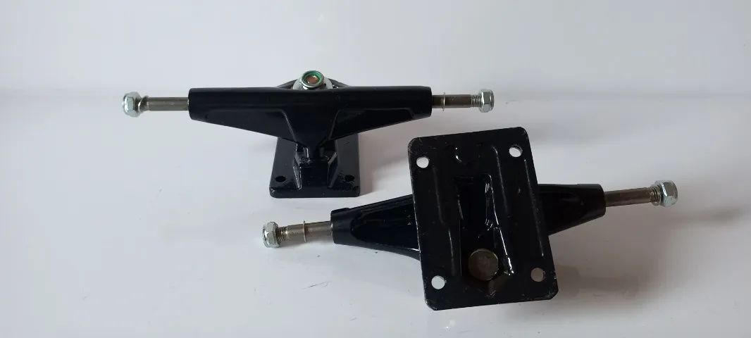 Truck de Skate Profissional Preto 139mm Mid - Foto 2