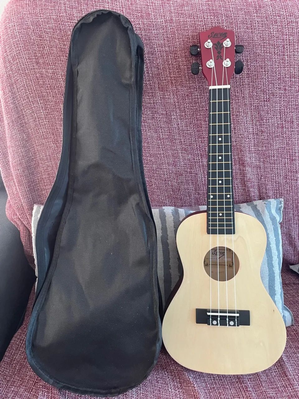 Ukulele Seven - Instrumento Musical - Foto 3